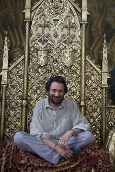 Shekhar Kapur in Elizabeth: The Golden Age (2007)