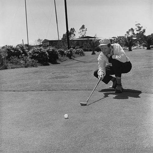 Danny Kaye golfing at Hillcrest Country Club