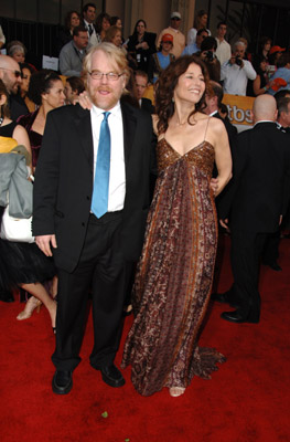 Philip Seymour Hoffman and Catherine Keener at event of 12th Annual Screen Actors Guild Awards (2006)