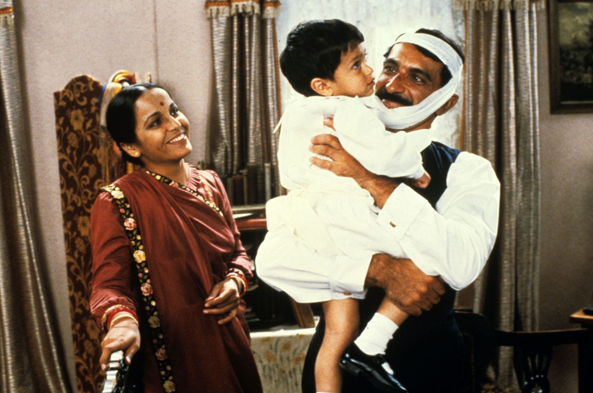 Still of Ben Kingsley in Gandhi (1982)