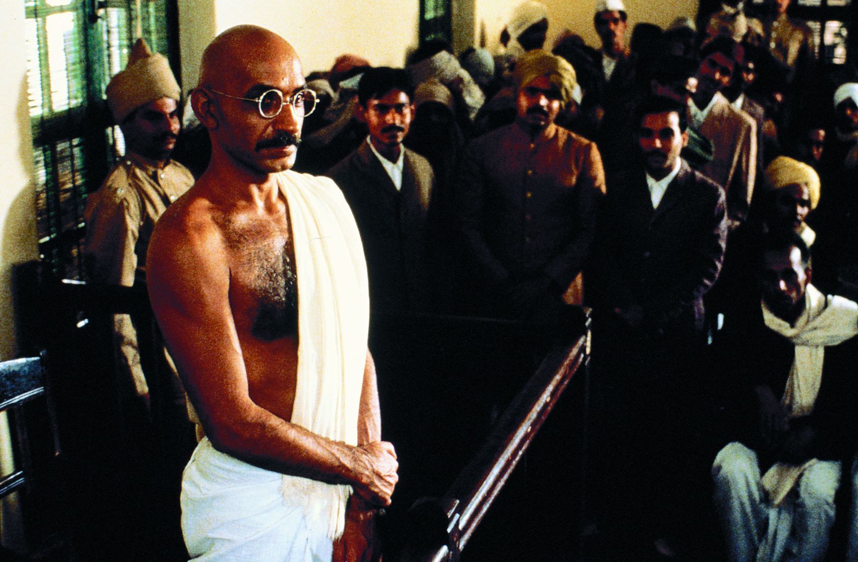 Still of Ben Kingsley in Gandhi (1982)