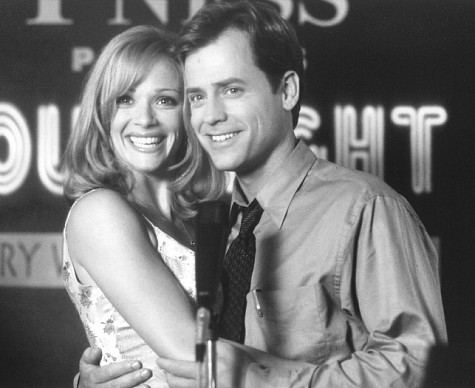 Still of Lauren Holly and Greg Kinnear in A Smile Like Yours (1997)