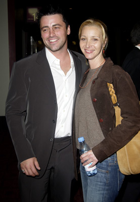 Lisa Kudrow and Matt LeBlanc at event of All the Queen's Men (2001)