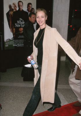 Lisa Kudrow at event of The Whole Nine Yards (2000)