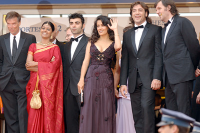 Salma Hayek, Javier Bardem, Emir Kusturica, Fatih Akin, Nandita Das and Benoît Jacquot at event of Lemming (2005)