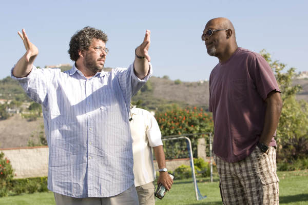 Still of Samuel L. Jackson and Neil LaBute in Lakeview Terrace (2008)