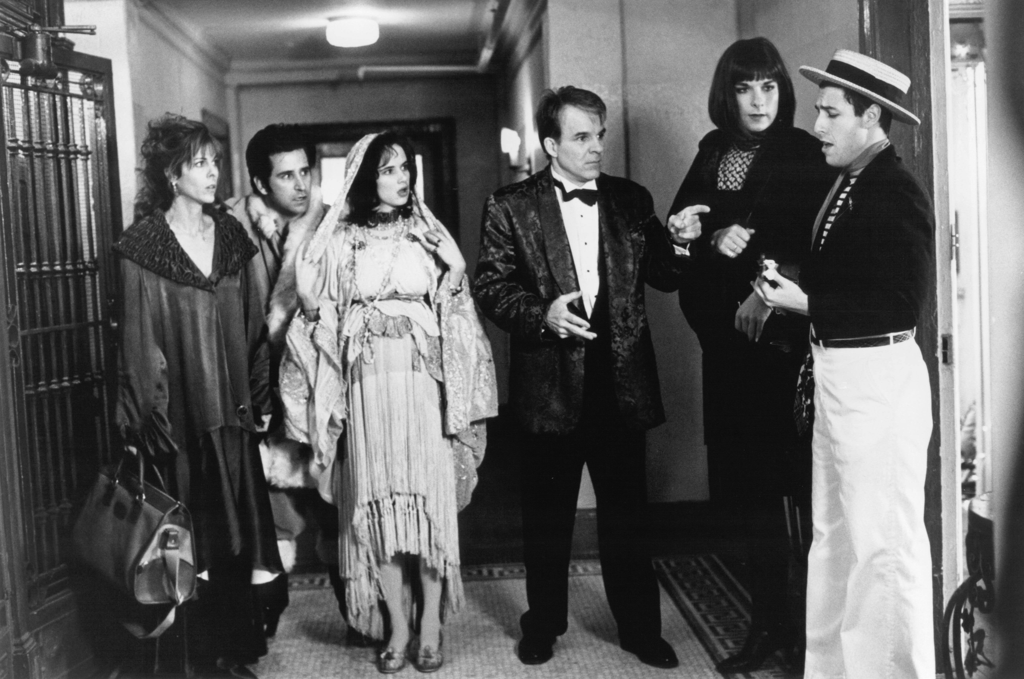 Still of Steve Martin, Juliette Lewis, Liev Schreiber, Adam Sandler, Anthony LaPaglia and Rita Wilson in Mixed Nuts (1994)