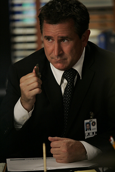 Still of Anthony LaPaglia in Without a Trace (2002)