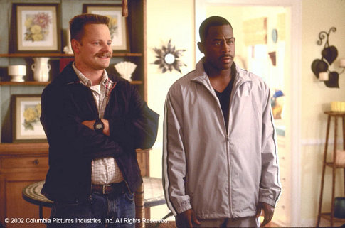 Still of Martin Lawrence and Steve Zahn in National Security (2003)