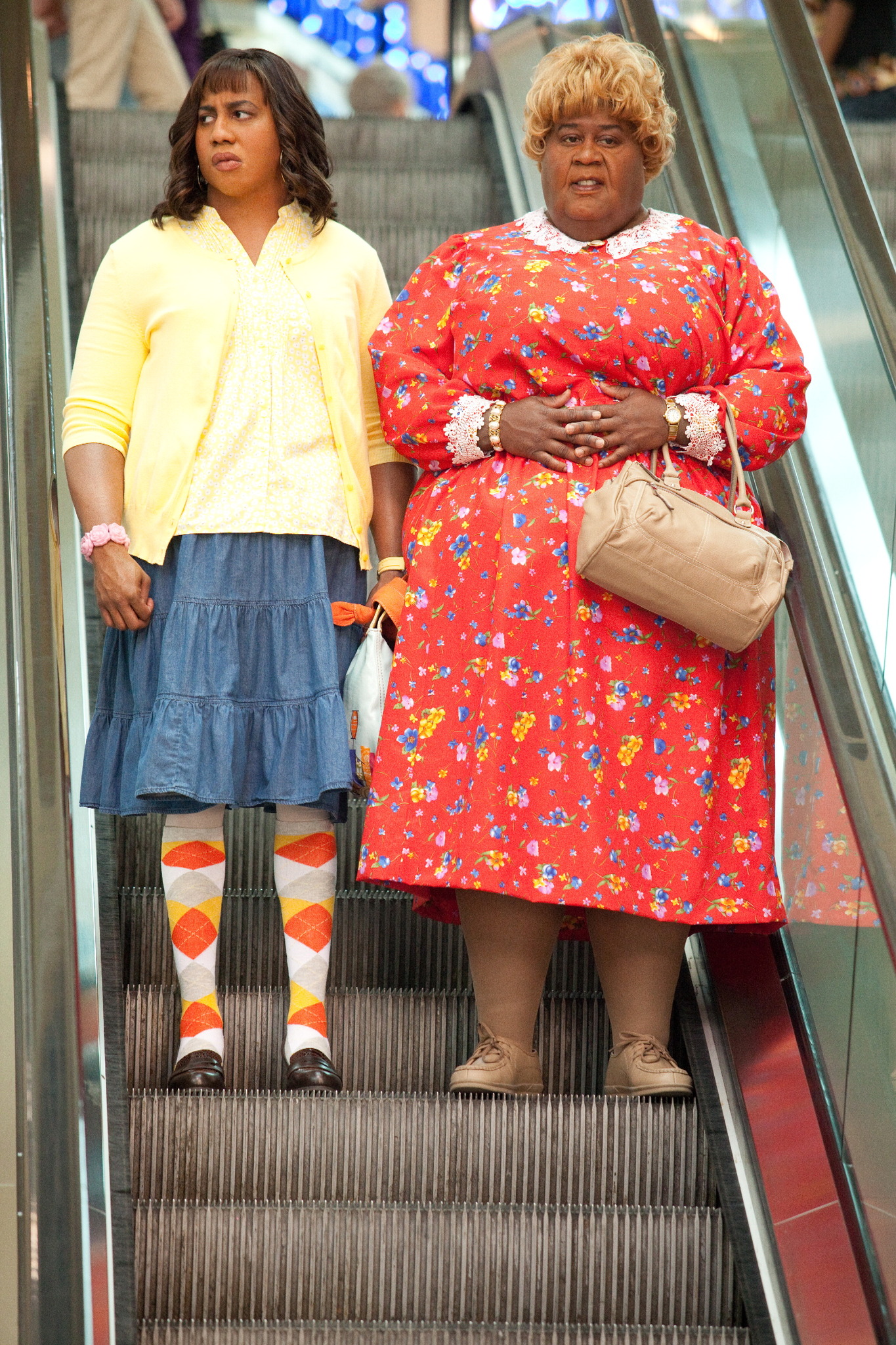 Still of Martin Lawrence and Brandon T. Jackson in Big Mommas: Like Father, Like Son (2011)