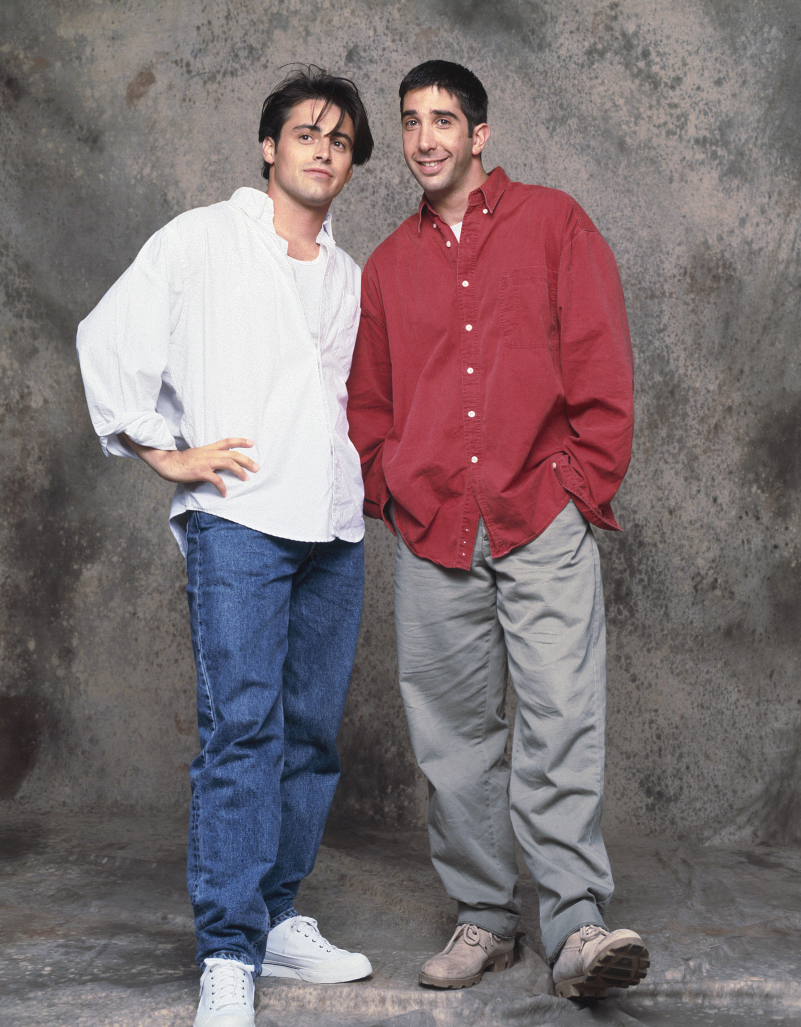 Still of Matt LeBlanc and David Schwimmer in Draugai (1994)