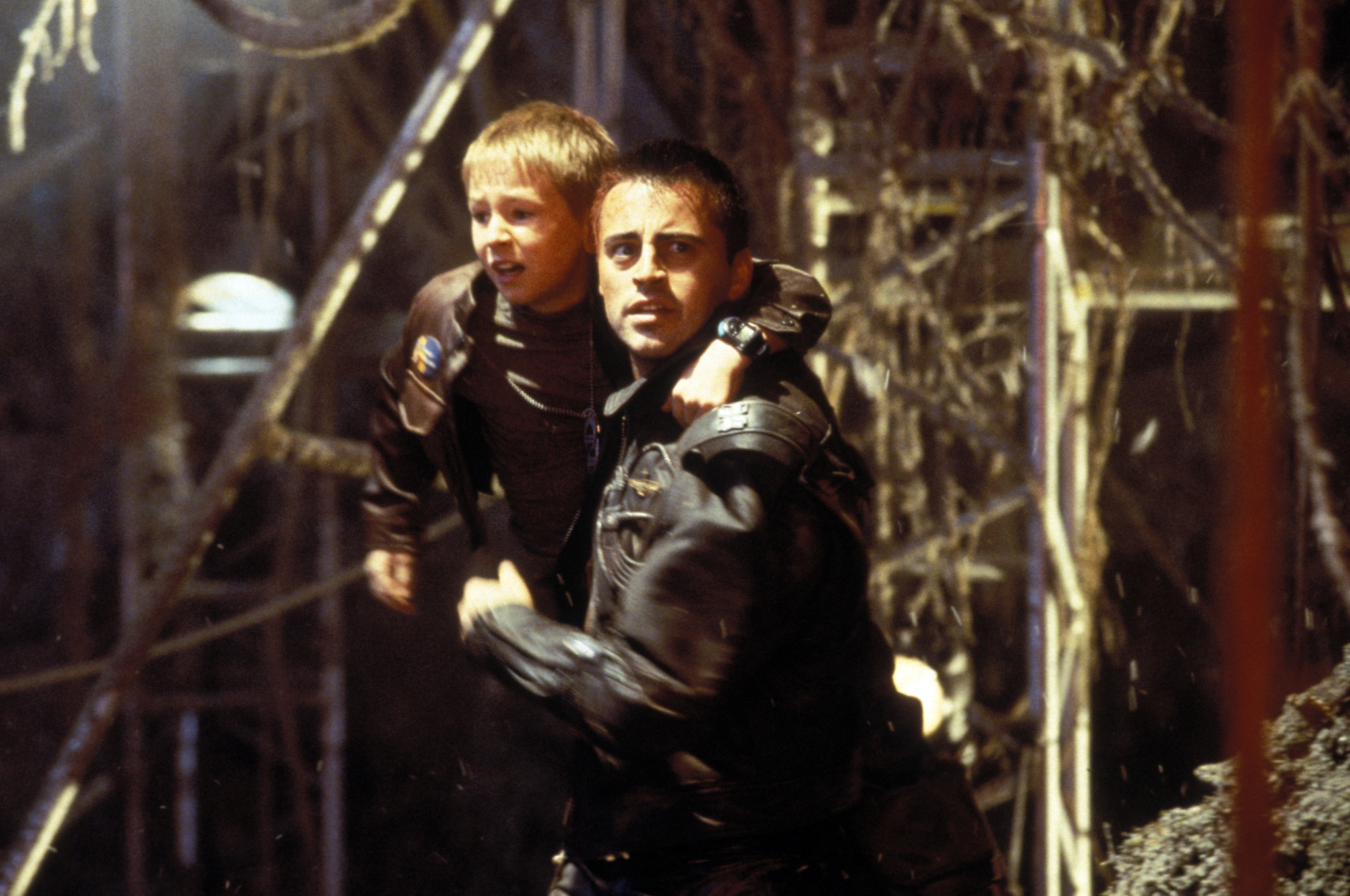 Still of Matt LeBlanc and Jack Johnson in Lost in Space (1998)