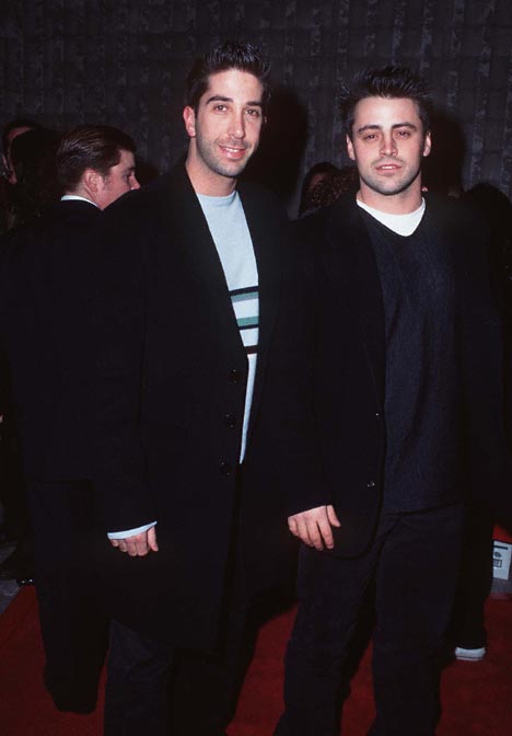 Matt LeBlanc and David Schwimmer at event of Klyksmas (1996)