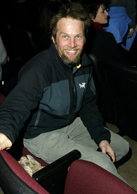James Le Gros at event of Riding Giants (2004)