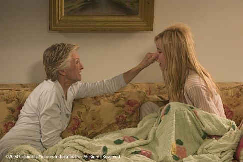 Still of Téa Leoni and Cloris Leachman in Spanglish (2004)