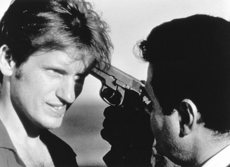 Still of Denis Leary and Michael Badalucco in Love Walked In (1997)