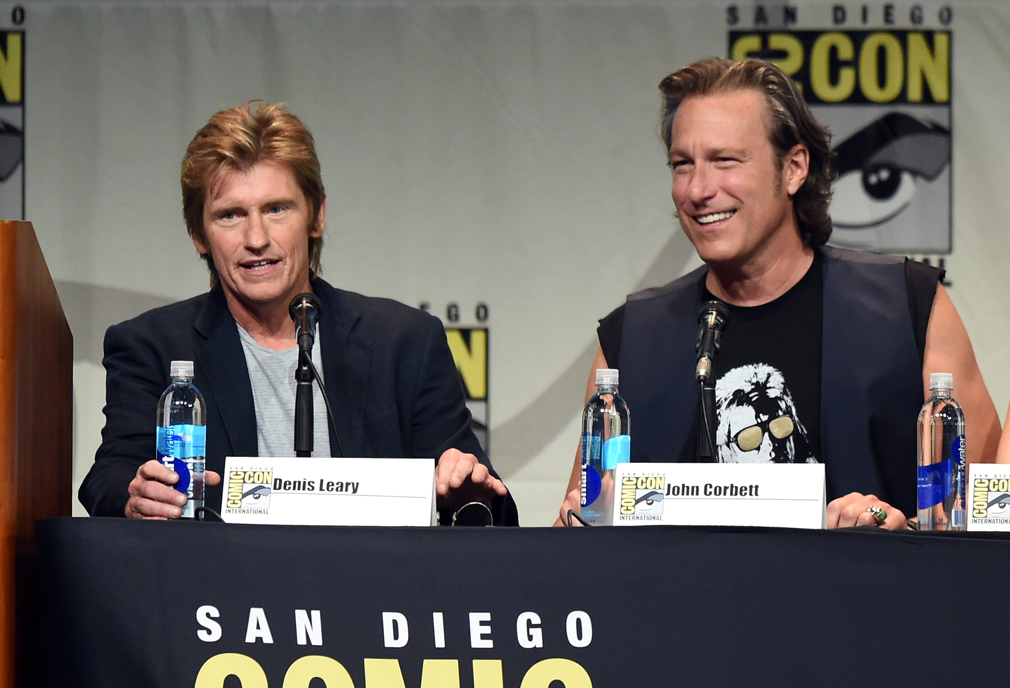 Denis Leary and John Corbett at event of Sex&Drugs&Rock&Roll (2015)