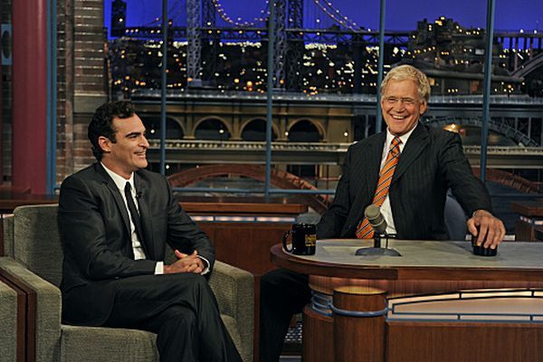 Still of David Letterman and Joaquin Phoenix in Late Show with David Letterman (1993)