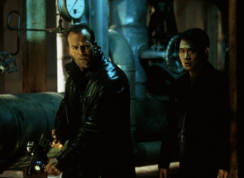 Still of Jet Li and Jason Statham in Vienveidis (2001)