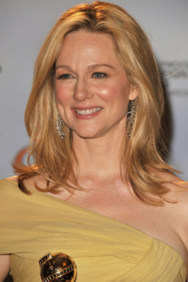 Laura Linney at event of The 66th Annual Golden Globe Awards (2009)