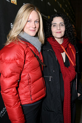 Laura Linney and Tamara Jenkins at event of The Savages (2007)