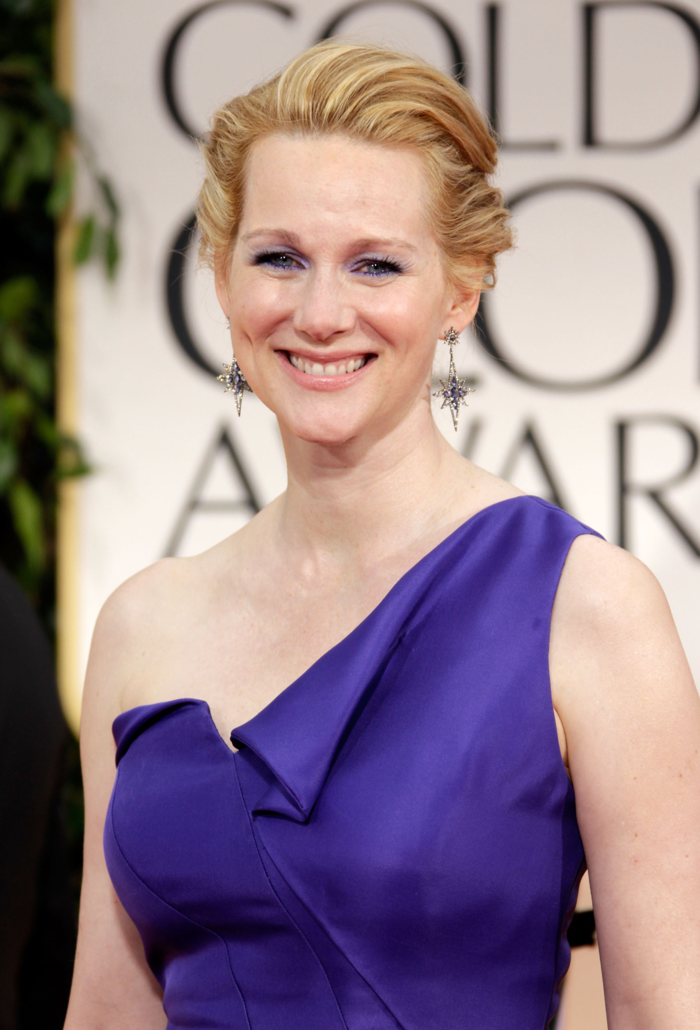 Laura Linney