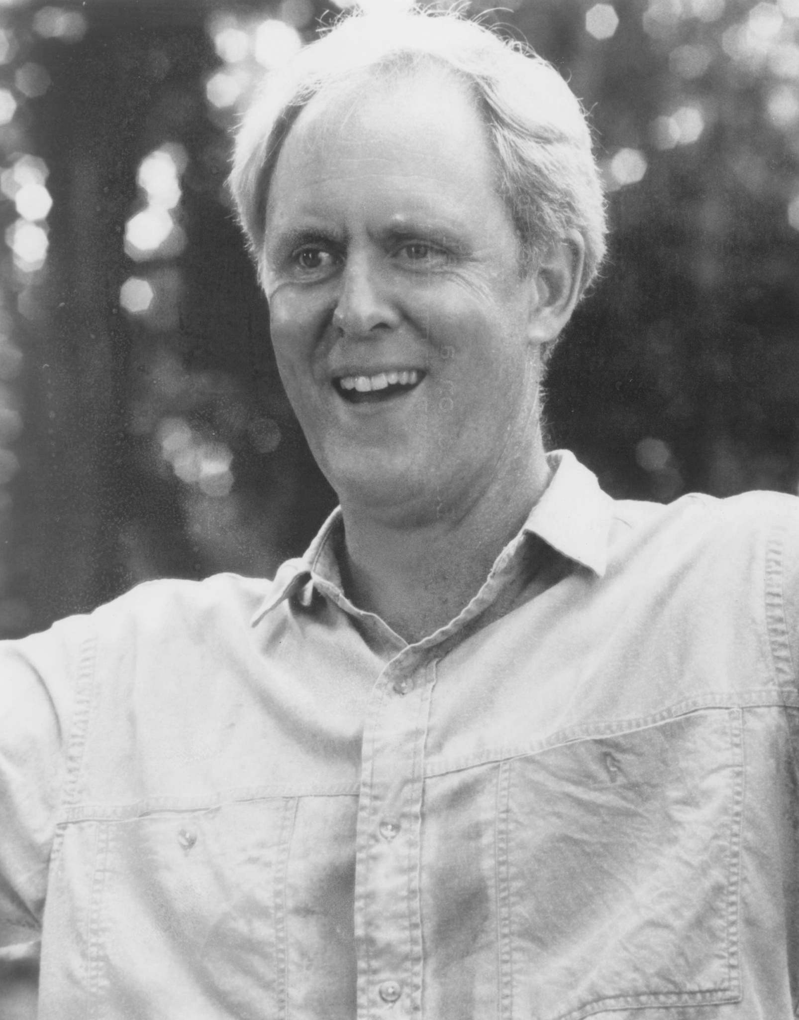 Still of John Lithgow in At Play in the Fields of the Lord (1991)