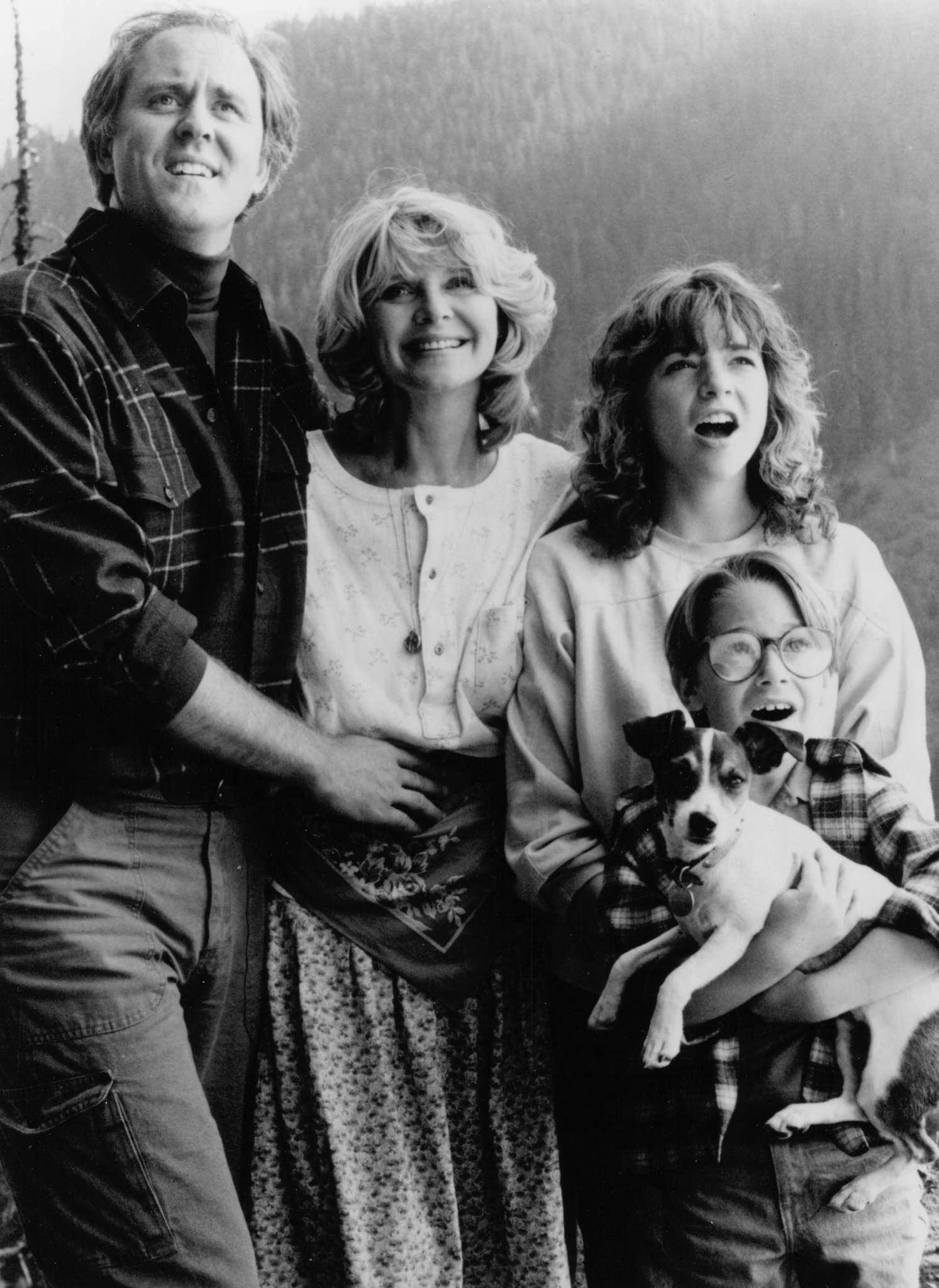 Still of John Lithgow, Melinda Dillon and Margaret Langrick in Harry and the Hendersons (1987)