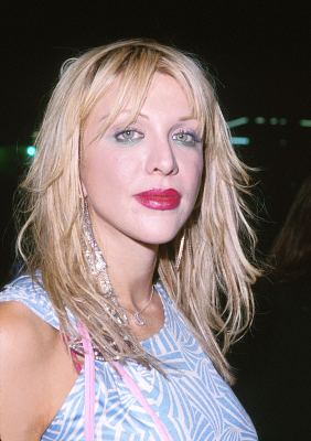 Courtney Love at event of Charlie's Angels (2000)