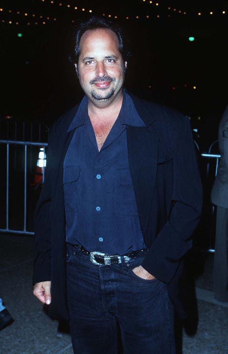 Jon Lovitz at event of That Thing You Do! (1996)