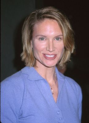 Kelly Lynch at event of The Insider (1999)