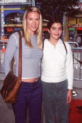 Kelly Lynch at event of The Rugrats Movie (1998)