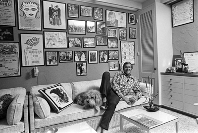 Paul Lynde at home