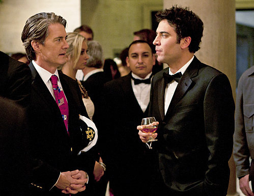 Still of Kyle MacLachlan and Josh Radnor in Kaip as susipazinau su jusu mama (2005)