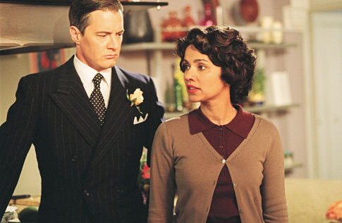 Still of Kyle MacLachlan and Suleka Mathew in Touch of Pink (2004)