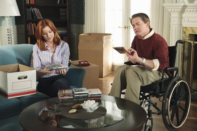 Still of Kyle MacLachlan and Marcia Cross in Nusivylusios namu seimininkes (2004)