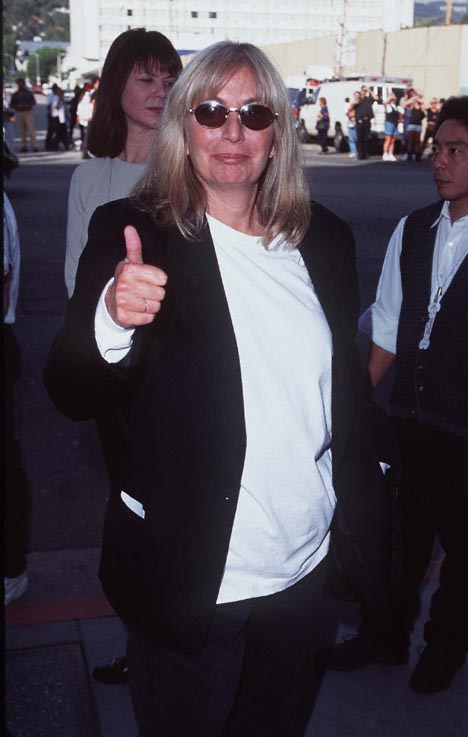 Penny Marshall at event of 101 Dalmatians (1996)