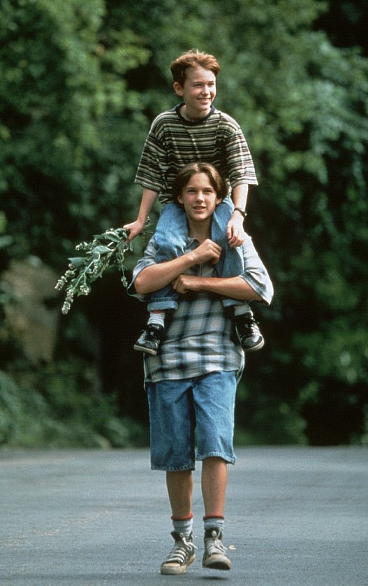 Still of Brad Renfro and Joseph Mazzello in The Cure (1995)