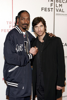 Dylan McDermott and Snoop Dogg at event of The Tenants (2005)