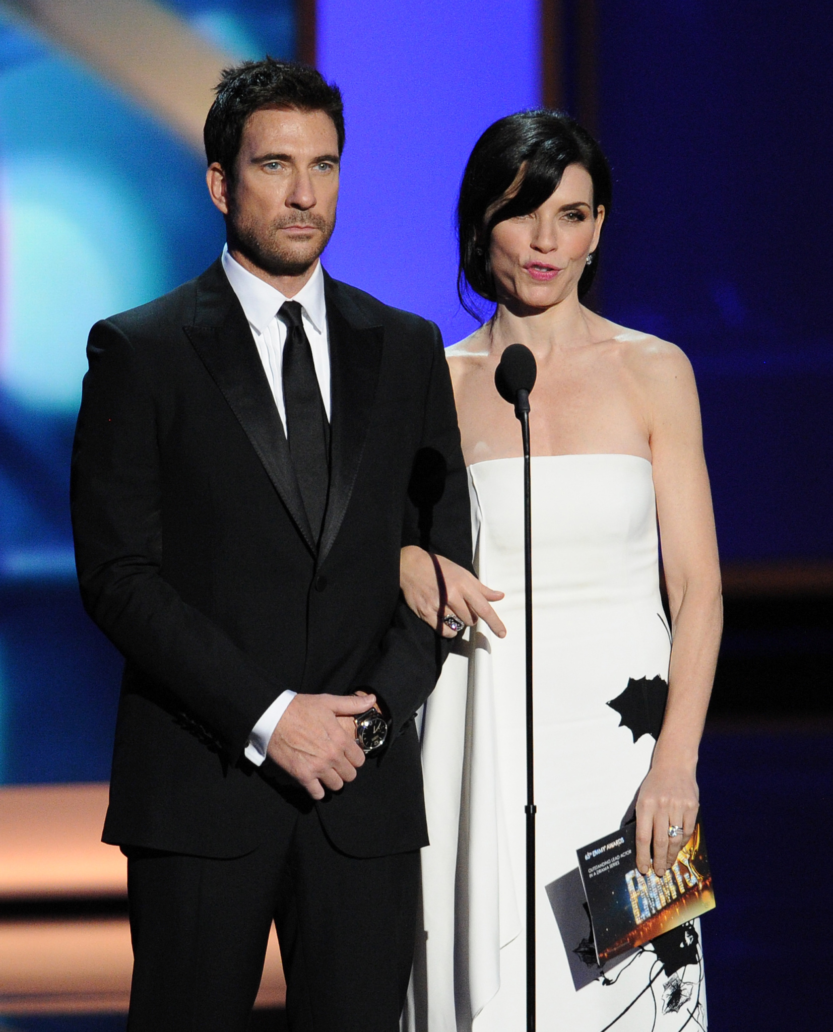 Julianna Margulies and Dylan McDermott at event of The 65th Primetime Emmy Awards (2013)