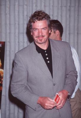 Christopher McDonald at event of Six Days Seven Nights (1998)