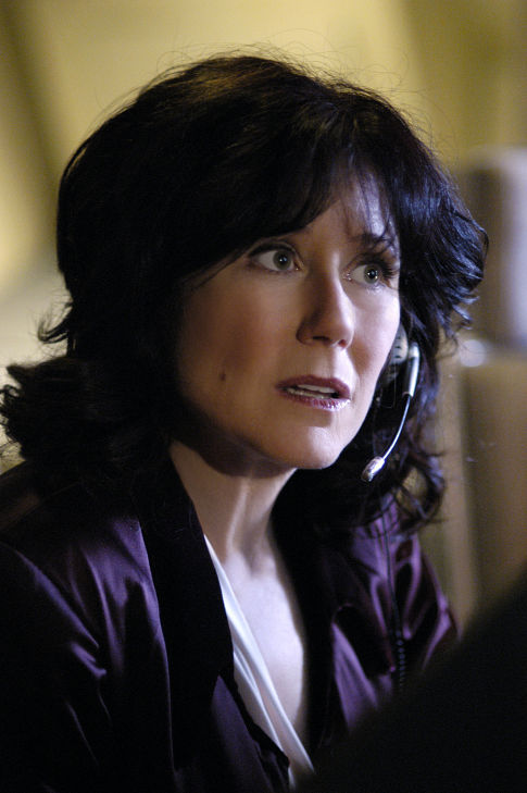 Still of Mary McDonnell in Battlestar Galactica (2003)