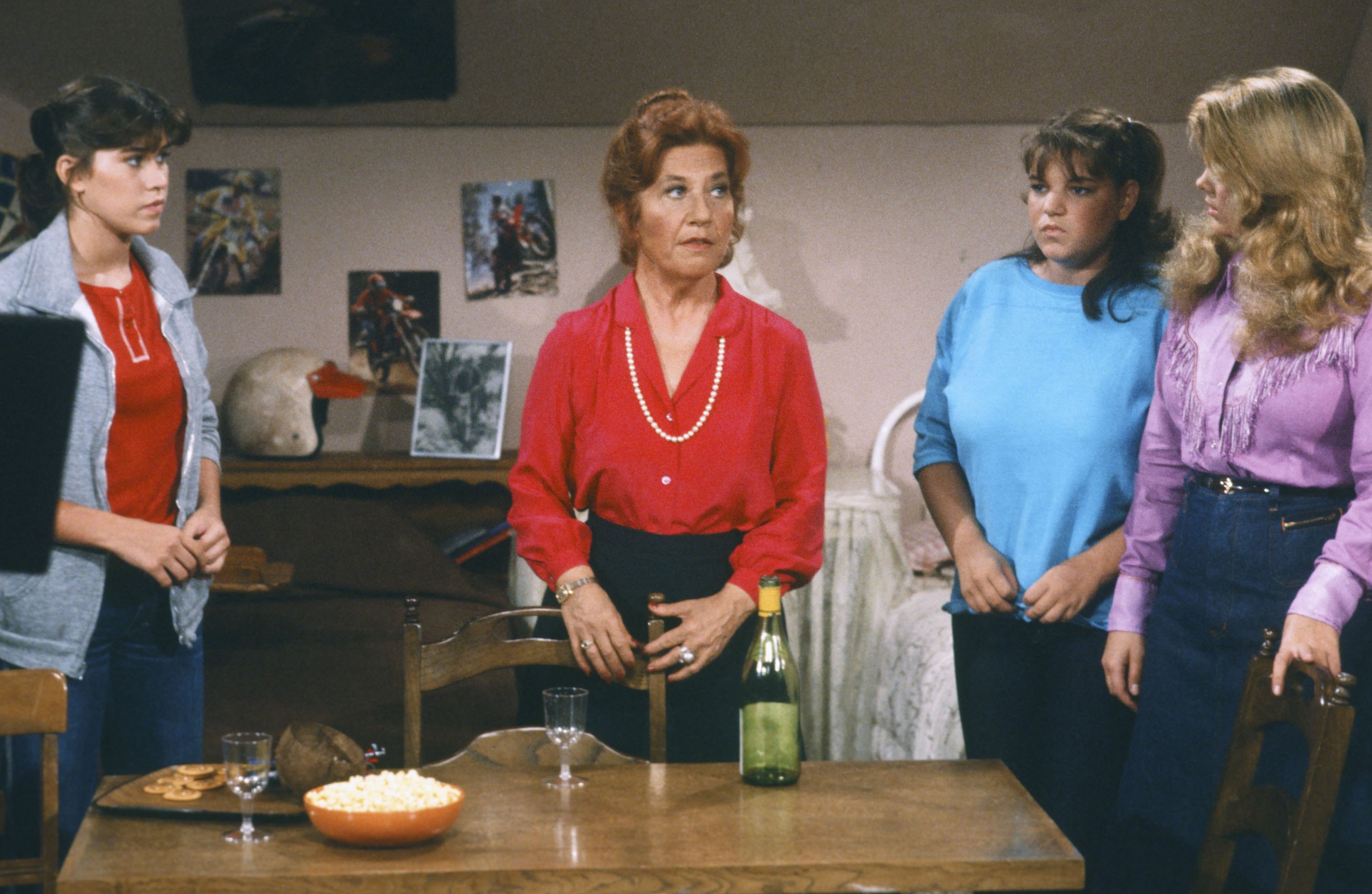 Still of Nancy McKeon, Mindy Cohn, Charlotte Rae and Lisa Whelchel in The Facts of Life (1979)