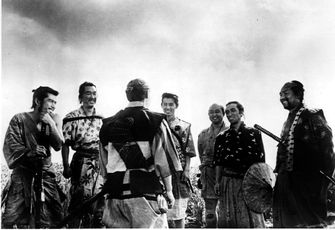 Still of Toshirô Mifune and Takashi Shimura in Septyni samurajai (1954)