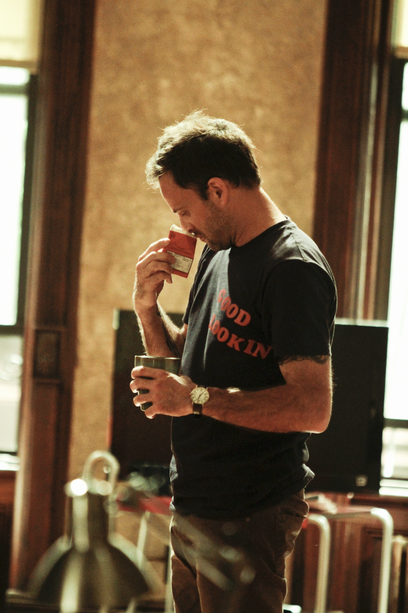 Still of Jonny Lee Miller in Elementaru (2012)