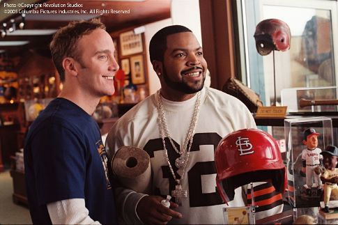 Still of Ice Cube and Jay Mohr in Are We There Yet? (2005)