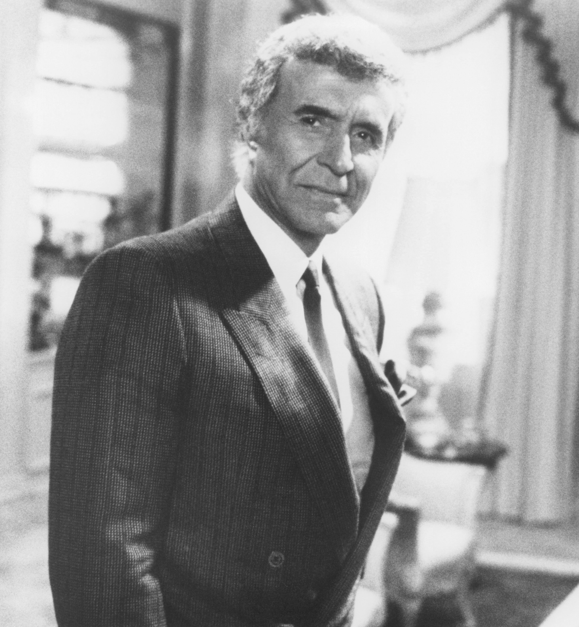 Still of Ricardo Montalban in The Naked Gun: From the Files of Police Squad! (1988)