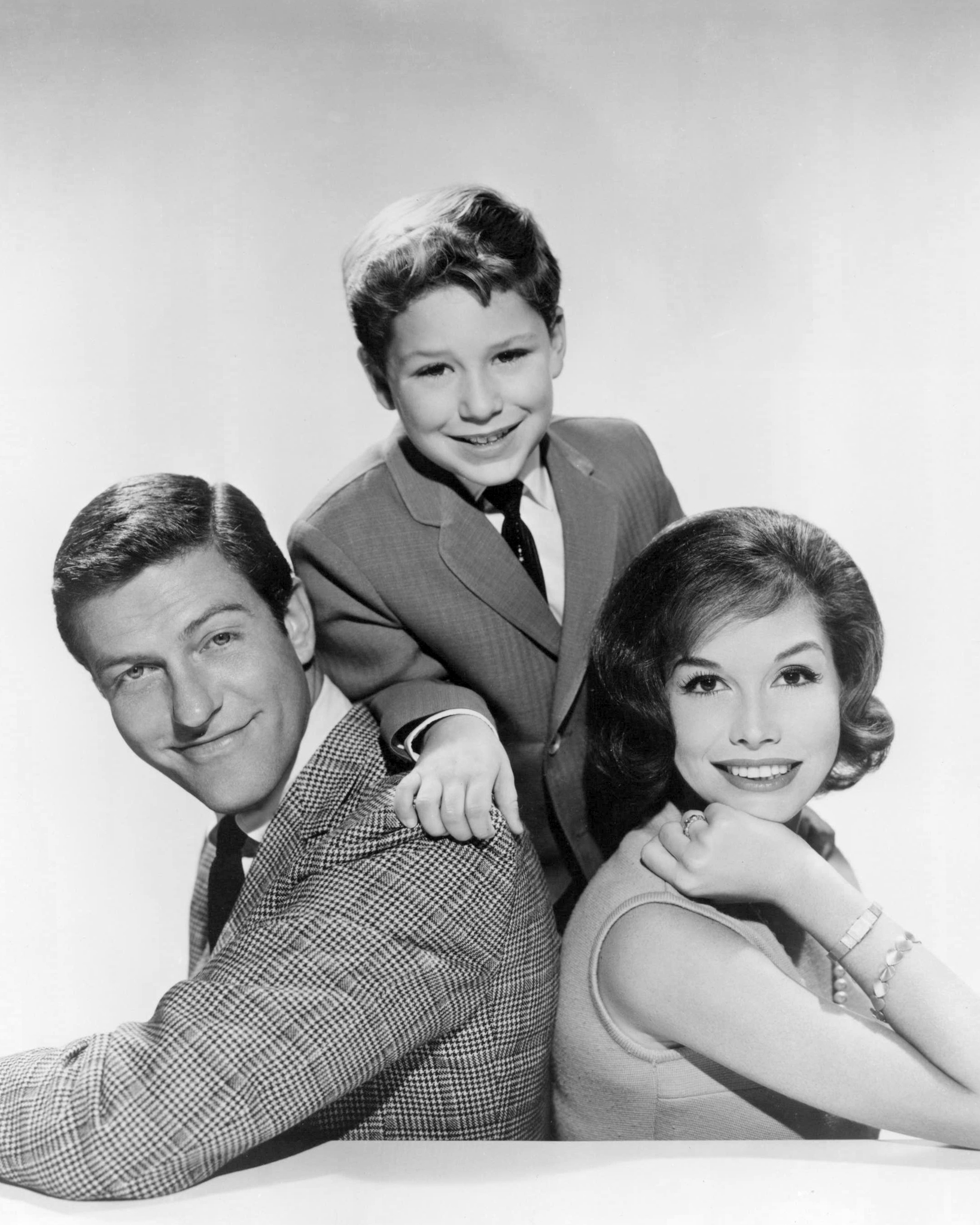 Still of Mary Tyler Moore, Dick Van Dyke and Larry Mathews in The Dick Van Dyke Show (1961)