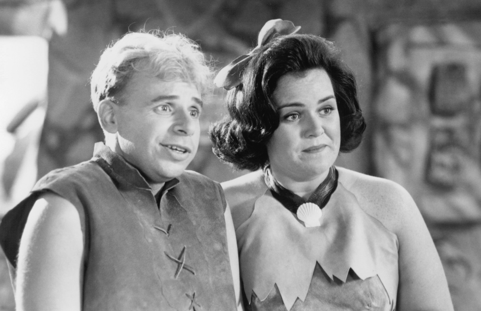 Still of Rick Moranis and Rosie O'Donnell in The Flintstones (1994)