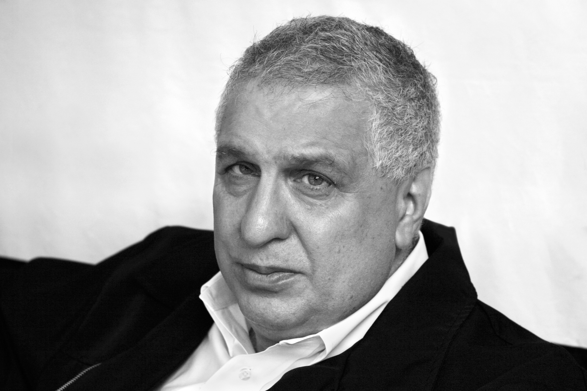 Still of Errol Morris in Tabloid (2010)